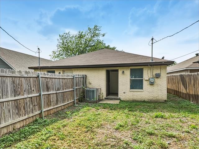 Building Photo - 3108 Lincoln Ave