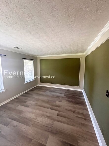 Building Photo - 849 Creek Cove Way