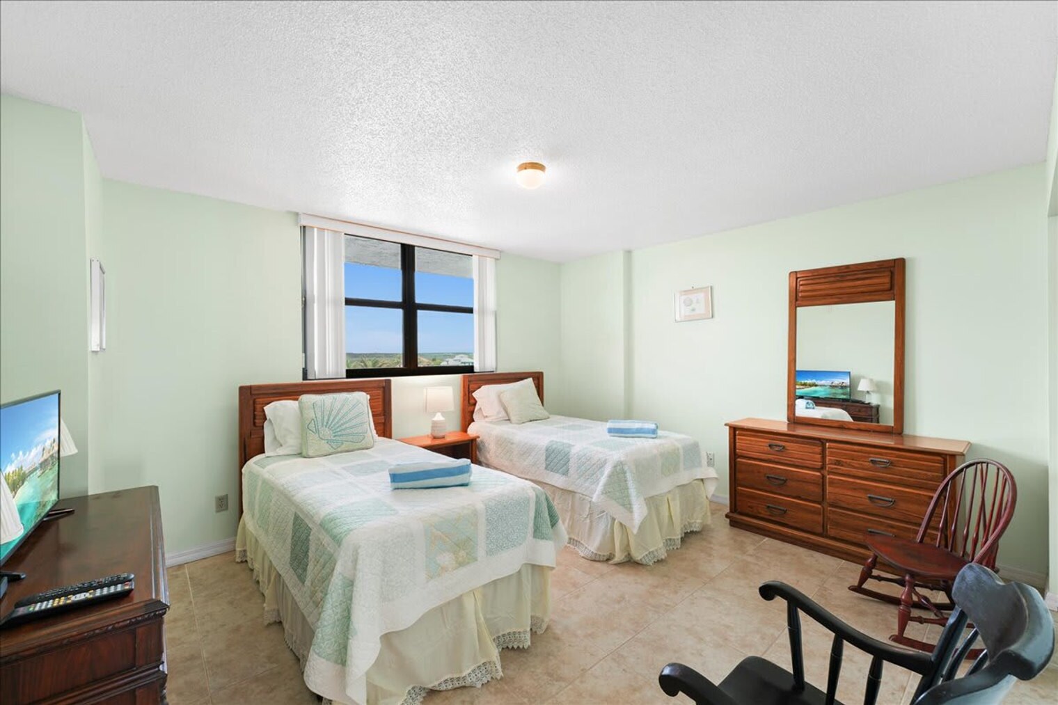 Building Photo - 8145 Jimmy Buffett Mem Hwy