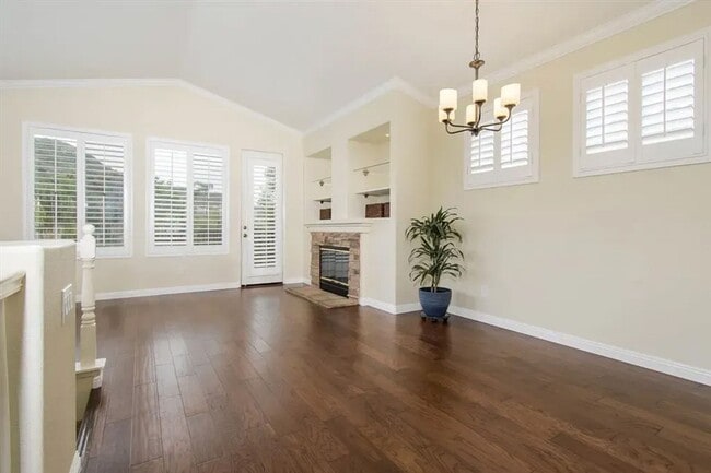 Building Photo - RANCHO BERNARDO / VISTA DEL LARGO - Nice 3...