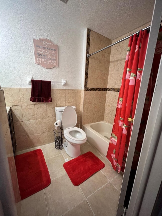 Building Photo - 16 Spinning Wheel Ln