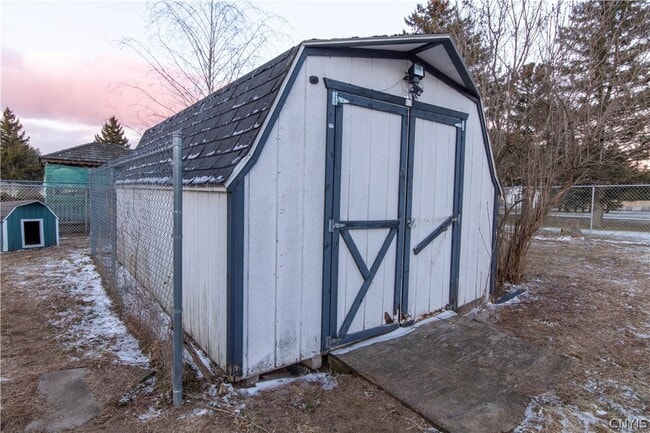 Building Photo - 101 Wendell Ln