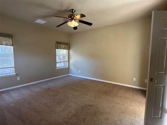 Building Photo - 8466 Davis Dr