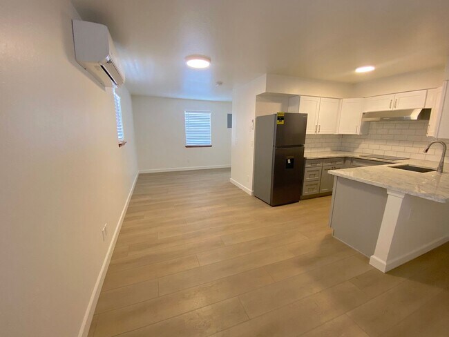 Building Photo - Bue1112