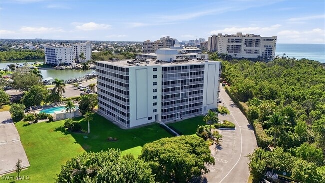 Building Photo - 5 Bluebill Ave