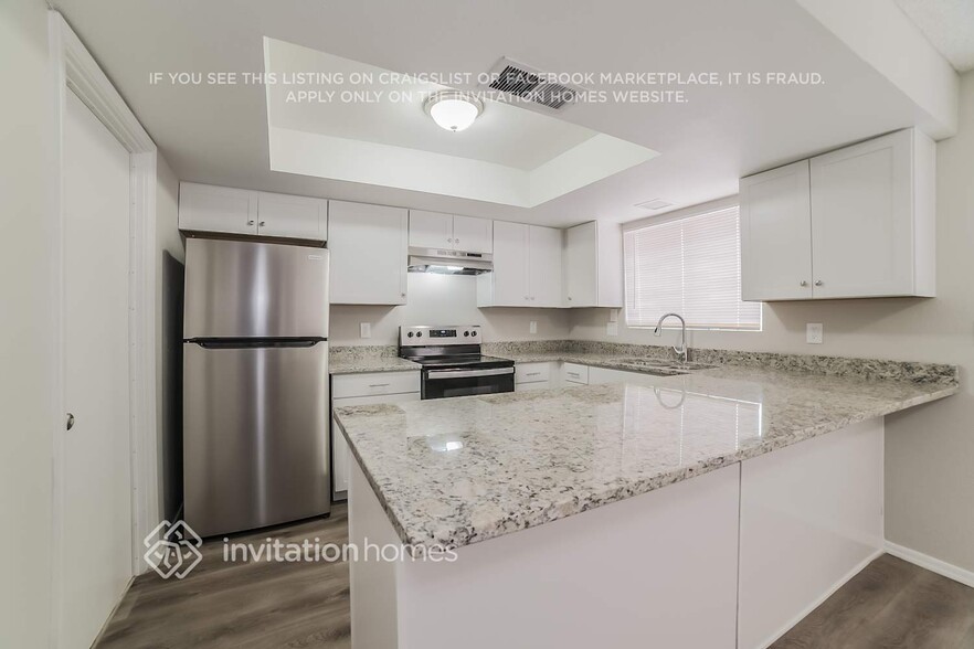Building Photo - 17218 N 34th St