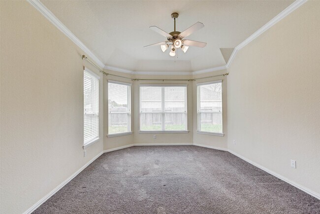 Building Photo - 84 Linnwood Dr