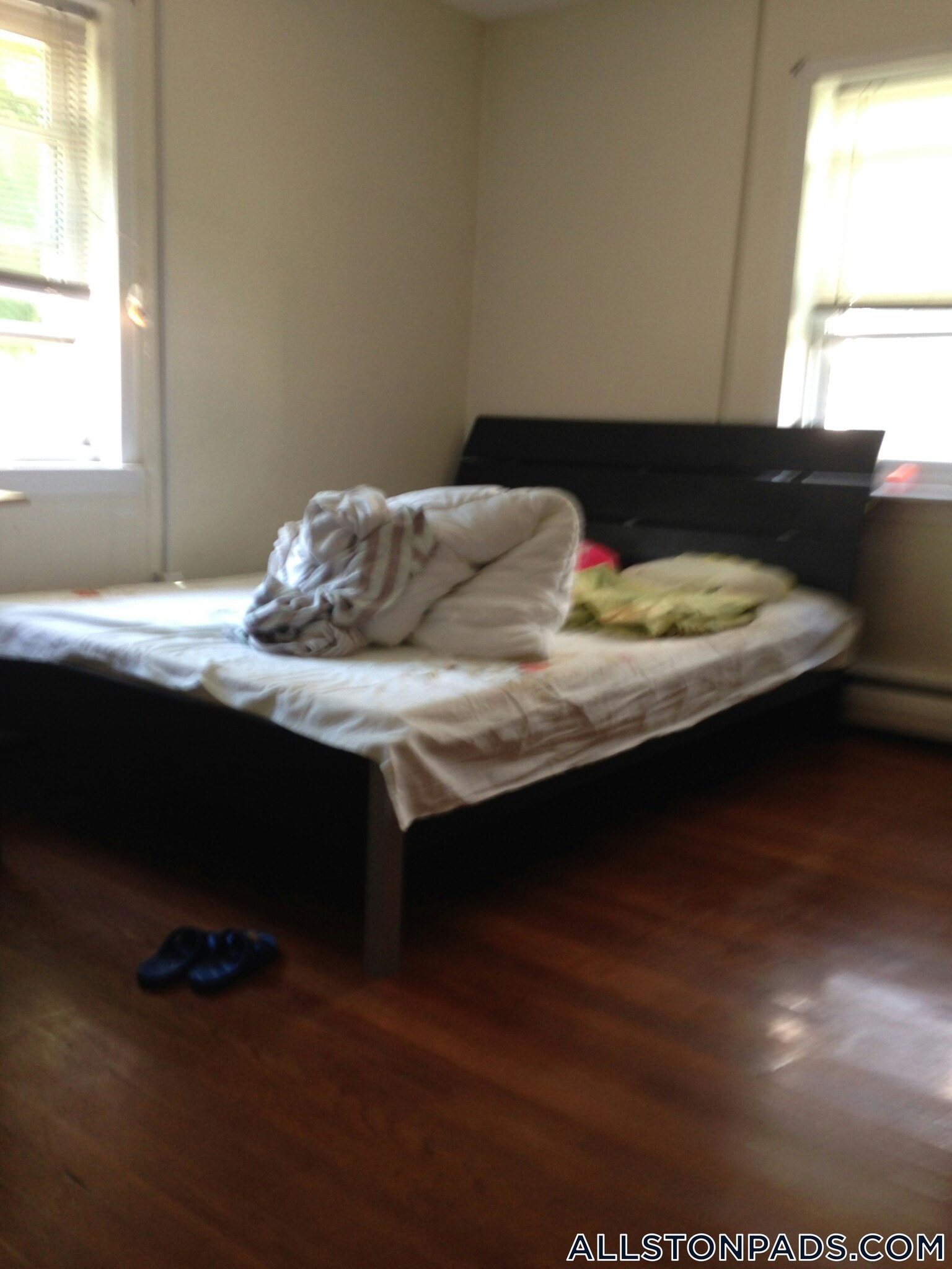 Building Photo - 4 President Terrace