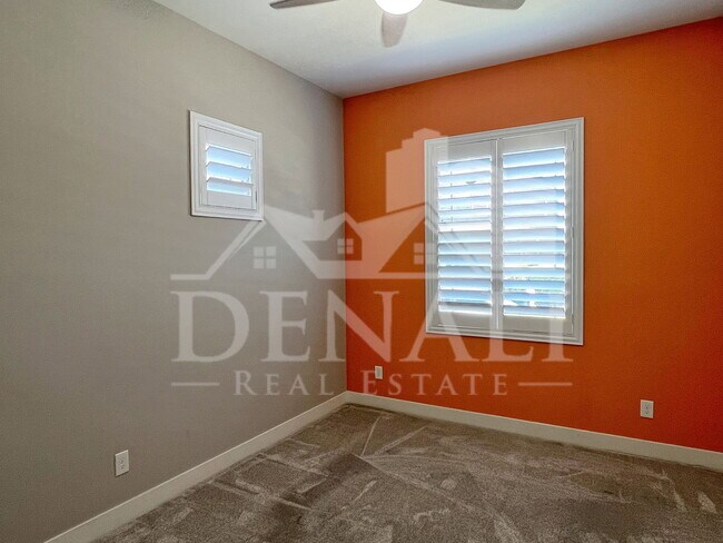 Building Photo - 4638 E Navigator Ln
