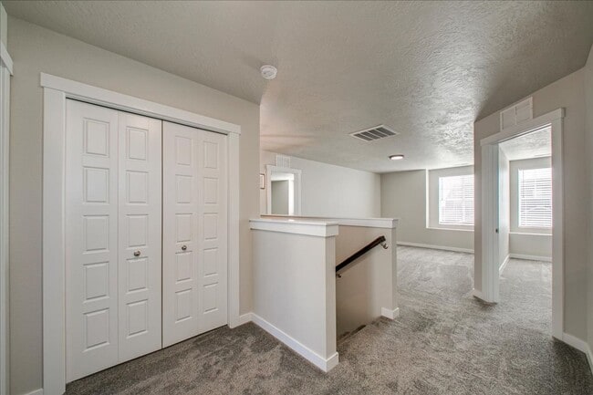 Building Photo - Two Story, Spacious Star Home!