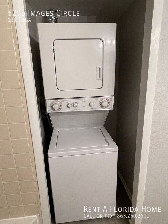 Building Photo - 5295 Images Cir