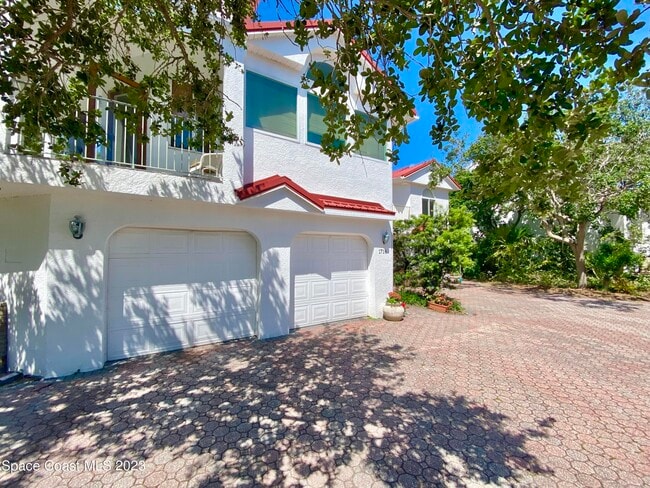 Primary Photo - 1716 St Djorge Ct