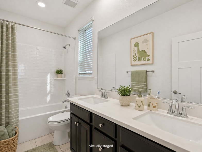 Upstairs guest bathroom - 7514 Clear Lake Aly