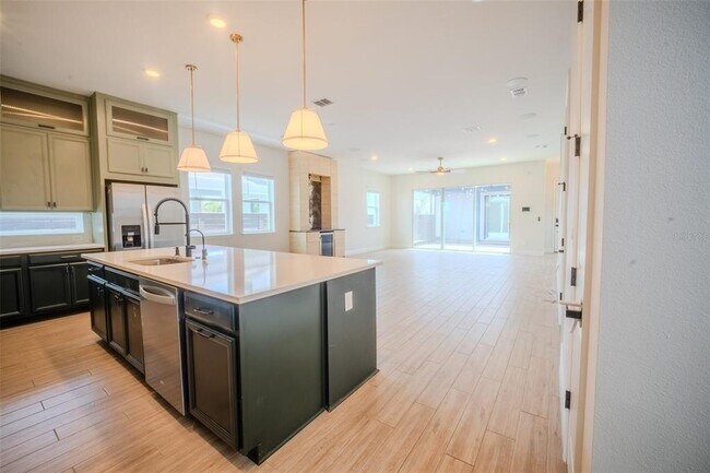 Building Photo - 6509 Rover Wy
