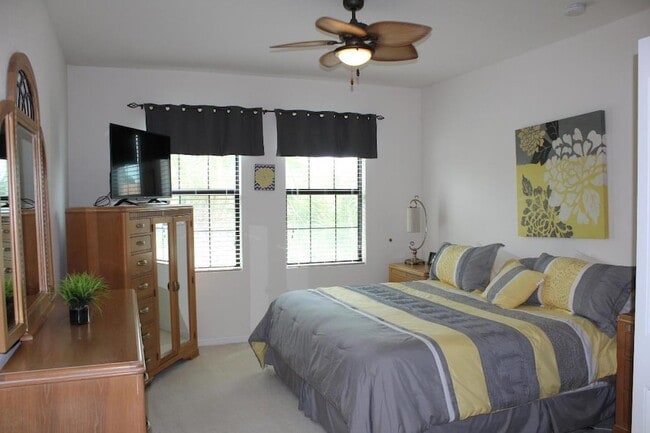 Building Photo - 149 Gramercy Square Dr