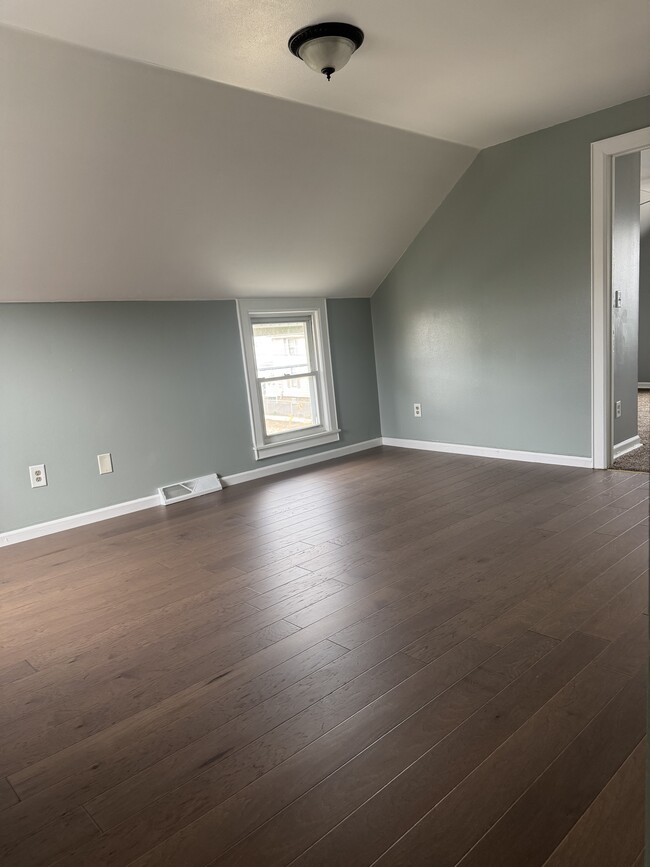 Sitting room on second floor - 5716 16th Ave