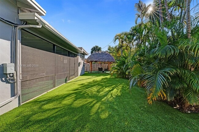 Building Photo - 529 NW 8th St