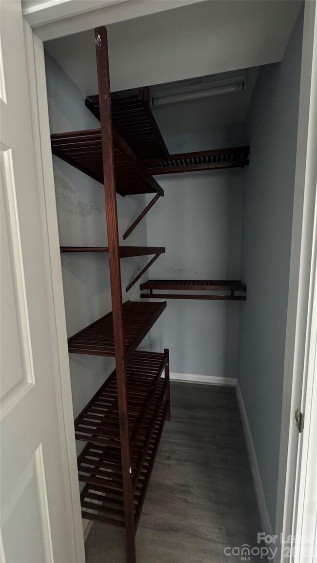 Building Photo - 11814 Chelton Ridge Ln