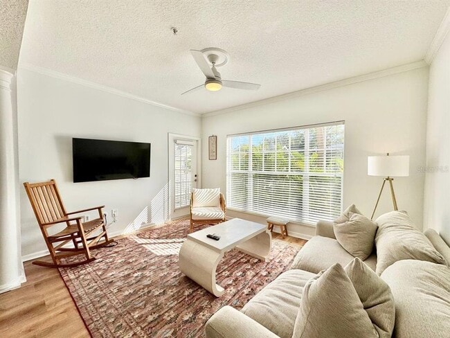 Building Photo - 800 S Dakota Ave