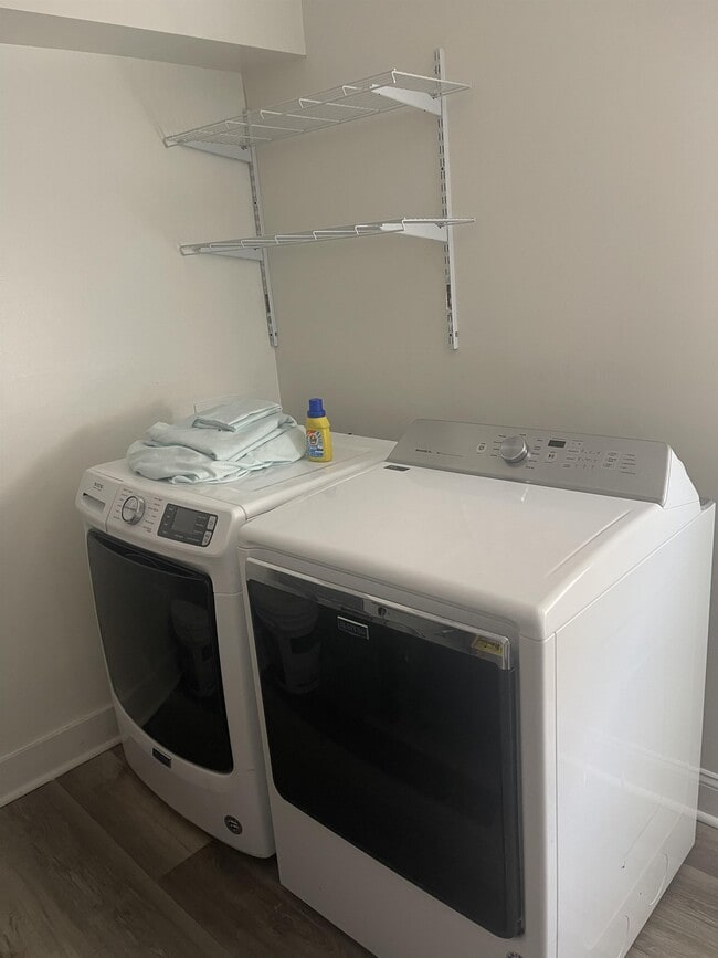 Building Photo - 342 Jefferson St