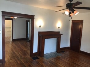 Building Photo - 258 E 29th St