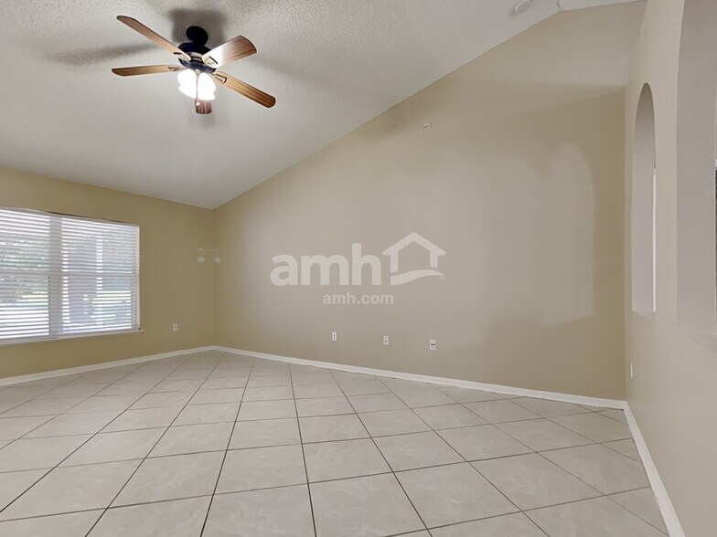 Building Photo - 12285 Hickory Forest Rd