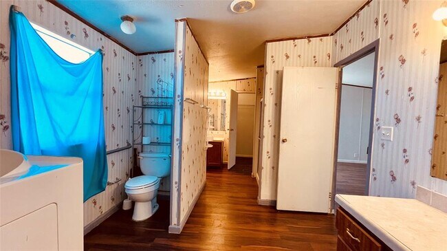 Building Photo - 12106 Johnson Rd