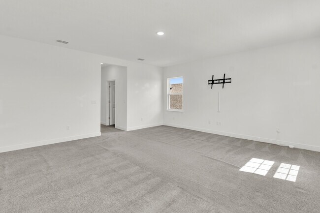 Building Photo - 5404 Golden Apple Dr