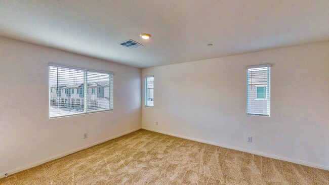 Building Photo - "Spacious 3-Bed Townhouse with Granite Tou...