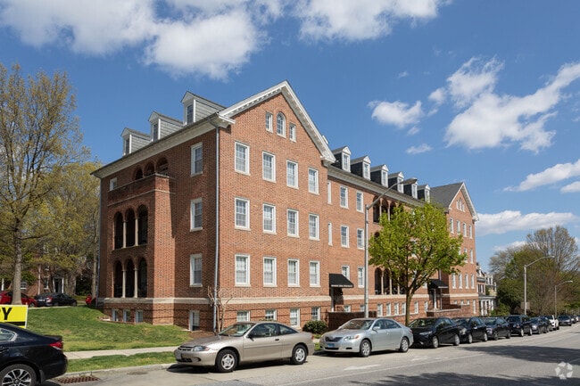 Primary Photo - Ardmore Arms Apartments