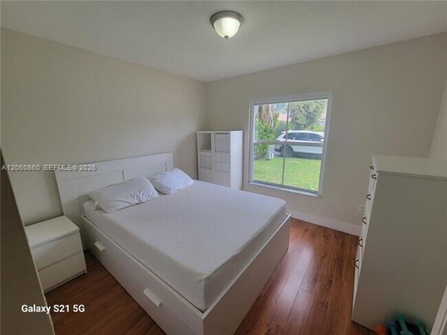 Building Photo - 13242 SW 146th St