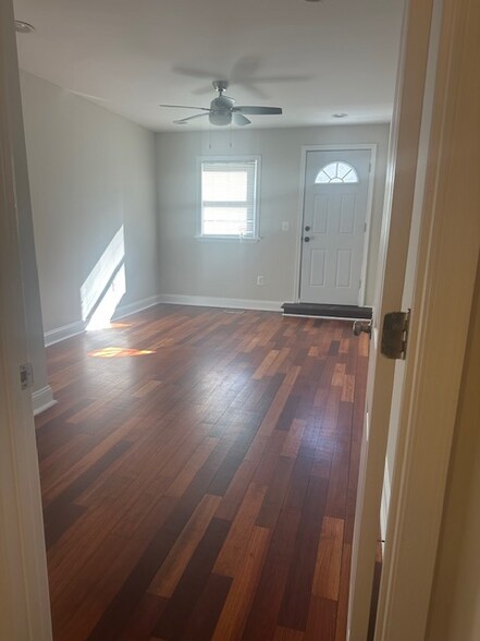 Building Photo - 1129 Washington Blvd