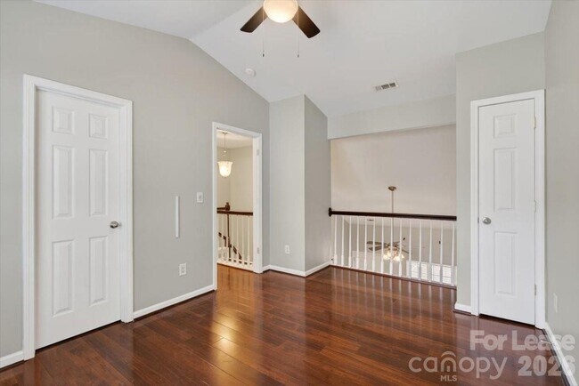 Building Photo - 3445 Broadwick St