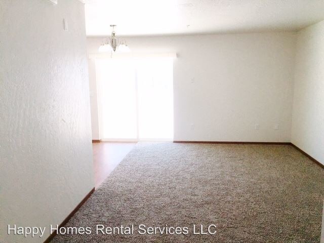 Building Photo - 639 N Corbin Rd