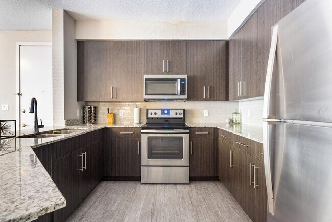 Building Photo - 257 S Seneca Blvd