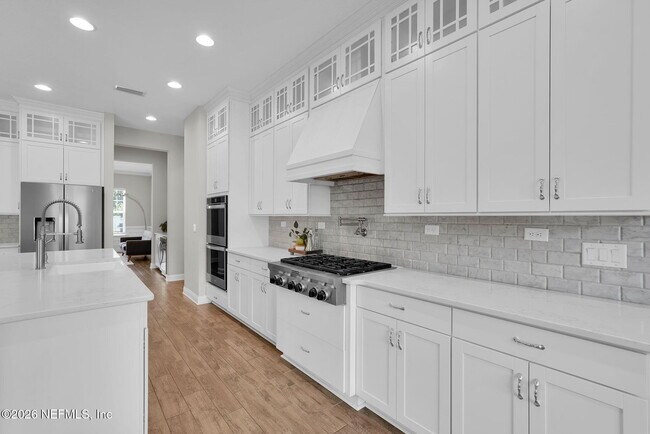 Building Photo - 247 Huguenot Ln