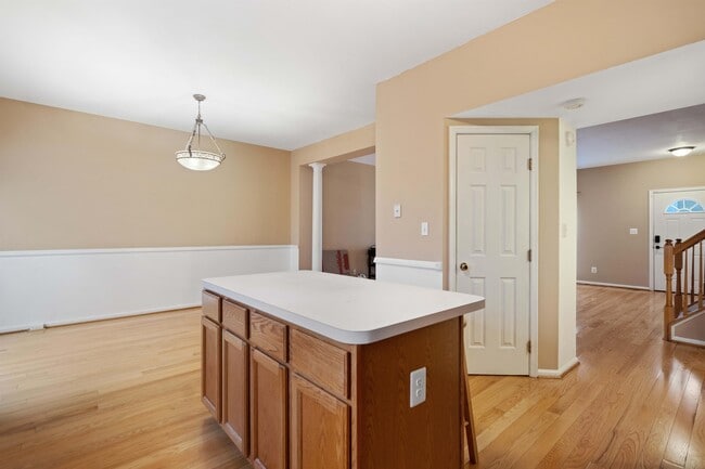 Building Photo - 2568 Sylvan Moor Ln