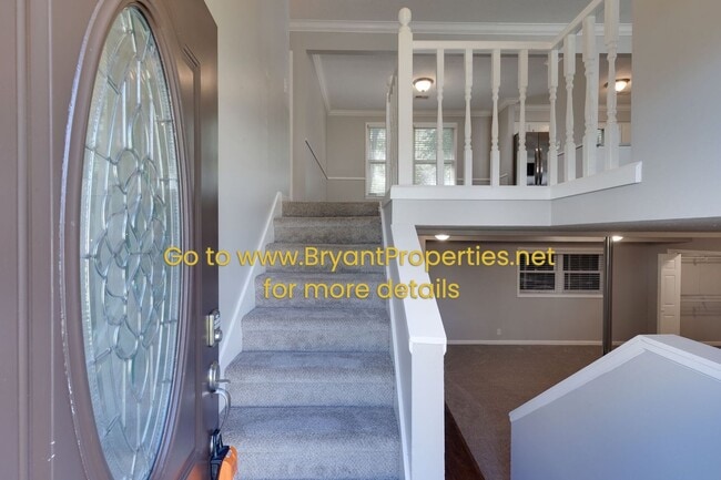 Building Photo - Nashville - 3 Bedroom, 2 Baths, 37217 Area