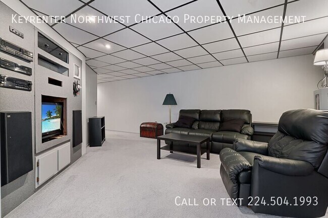 Building Photo - 1608 Cypress Ct