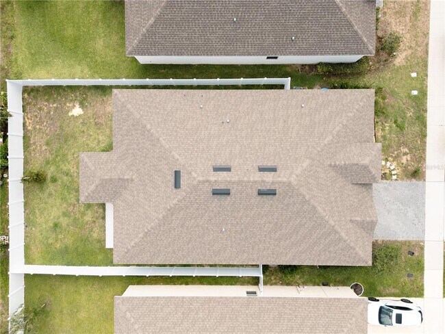 Building Photo - 2203 Pigeon Plum Dr