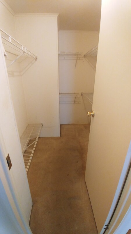 Building Photo - 5935 Camelot Dr N