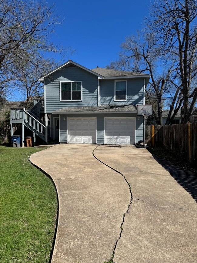 Building Photo - 106 Franklin Blvd