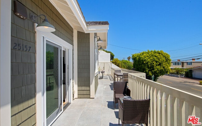 Building Photo - 25157 Malibu Rd