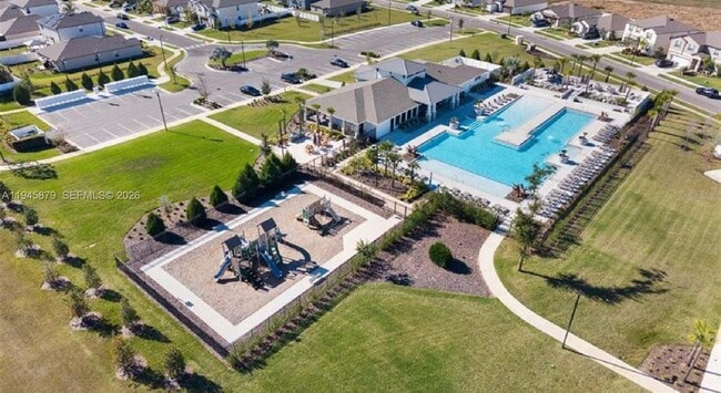 Building Photo - 6346 Back Forty Lp