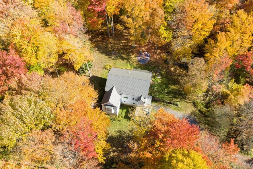 Building Photo - 941 Brush Hollow Rd