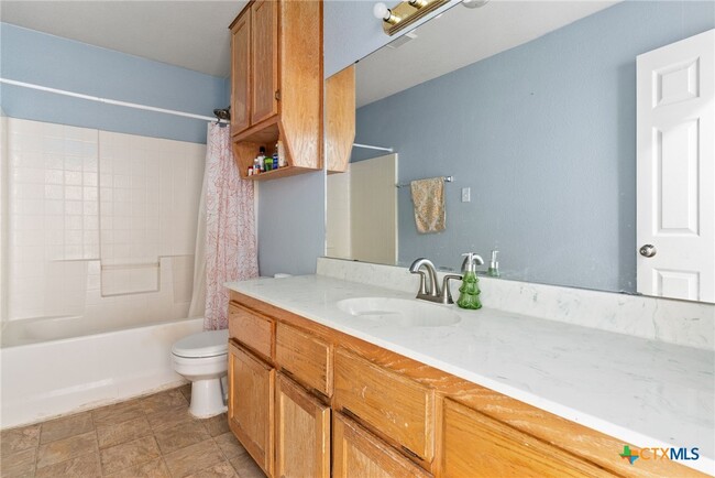 Primary Photo - 2803 Diaz Dr