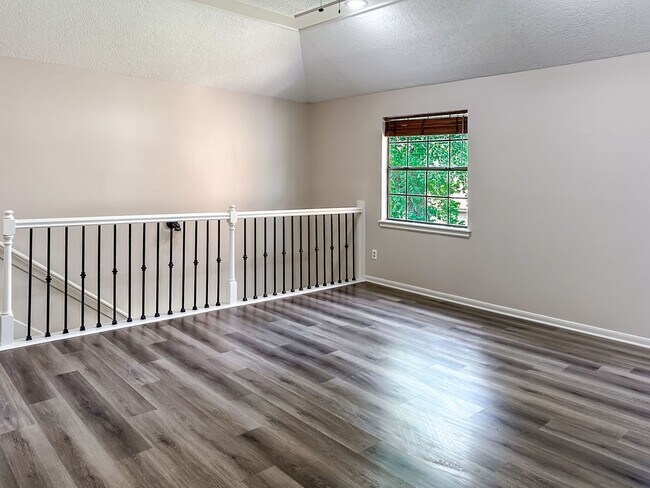 Building Photo - 18319 Arbor Terrace Dr