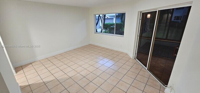 Building Photo - 9220 NW 9th Pl