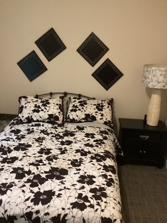 Building Photo - NK01