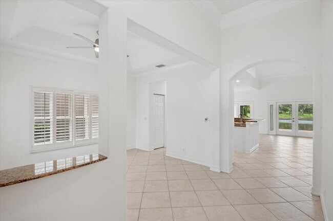 Building Photo - 11289 NW 65th Manor